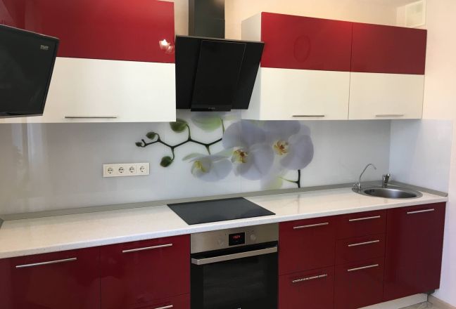 Скинали фото: белая орхидея, заказ #КРУТ-2683, Красная кухня.