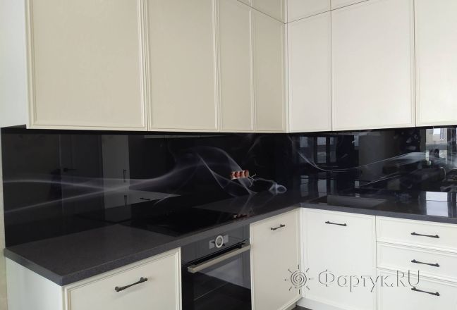 Фартук для кухни фото: белые волны на черном фоне, заказ #ИНУТ-10000, Белая кухня.