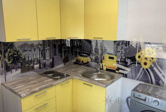 Скинали для кухни фото: черно-желтый коллаж, заказ #КРУТ-3252, Желтая кухня.