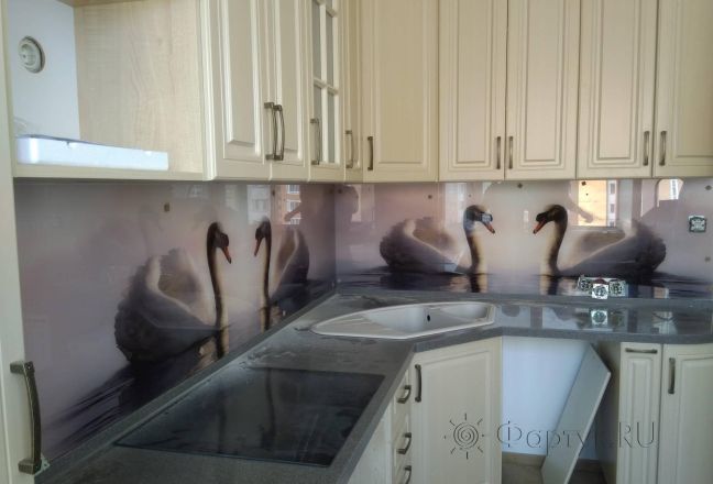 Скинали для кухни фото: лебеди, заказ #ИНУТ-3660, Желтая кухня. Изображение 85170
