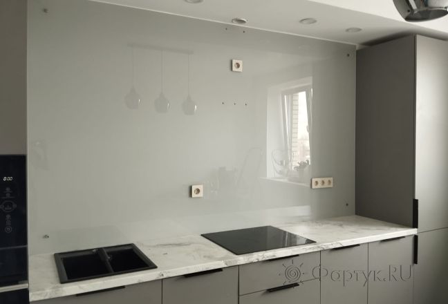 Стеновая панель фото: однотонный цвет, заказ #ГОУТ-202, Серая кухня.