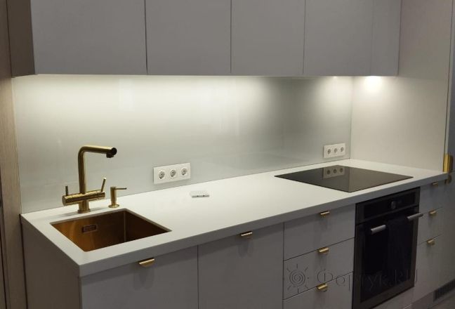 Фартук для кухни фото: однотонный цвет, заказ #ГОУТ-316, Белая кухня.