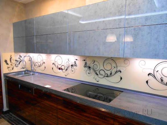 Стеновая панель фото: узоры на светлом фоне, заказ #SK-1114, Серая кухня.