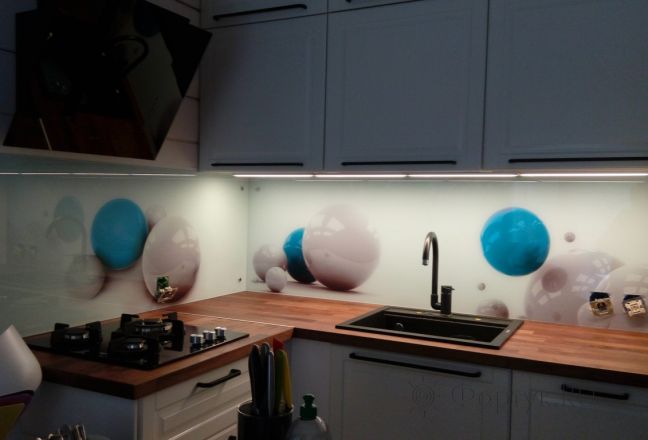 Фартук для кухни фото: 3d шары, заказ #ГМУТ-138, Белая кухня. Изображение 110410