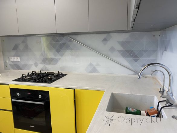 Скинали для кухни фото: абстрактный геометрический узор, заказ #КРУТ-2897, Желтая кухня.