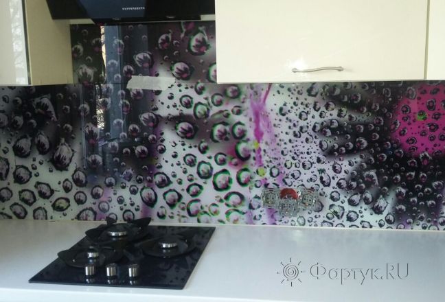 Фартук для кухни фото: абстракция с каплями воды, заказ #ИНУТ-858, Белая кухня.