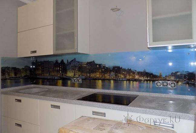 Фартук для кухни фото: амстердам в сумерках, заказ #УТ-589, Белая кухня. Изображение 147014