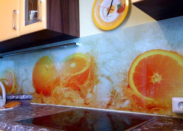 Фартук стекло фото: апельсины в брызгах воды., заказ #SK-402, Оранжевая кухня.