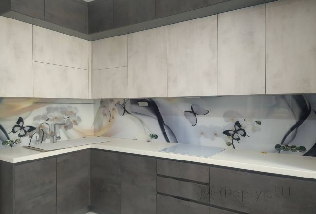 Стеновая панель фото: бабочки и абстракция, заказ #ИНУТ-11032, Серая кухня.