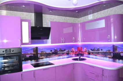 Фартук фото: бруклин в фиолетовом цвете, заказ #ИНУТ-1504, Фиолетовая кухня.