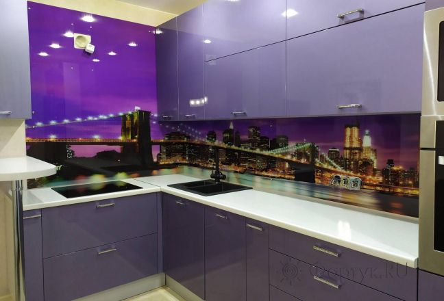 Фартук фото: бруклин в фиолетовом цвете, заказ #ИНУТ-5225, Фиолетовая кухня. Изображение 110840