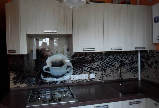 Фартук с фотопечатью фото: чашка горячего кофе, заказ #SN-60, Коричневая кухня.