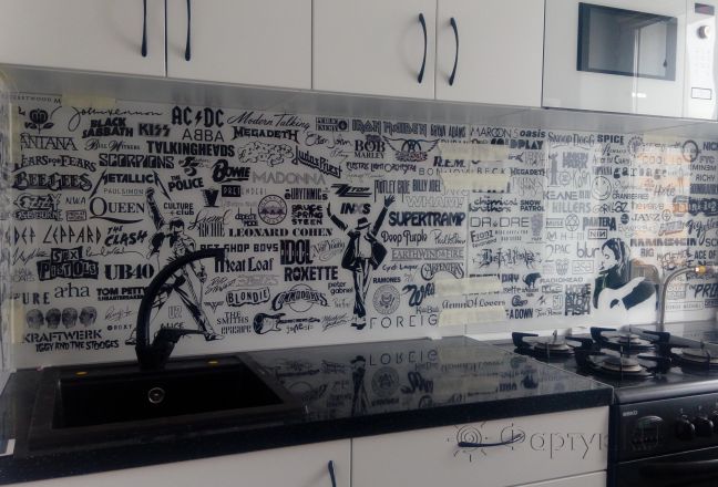 Фартук для кухни фото: черно-белые английские надписи, заказ #ИНУТ-979, Белая кухня.