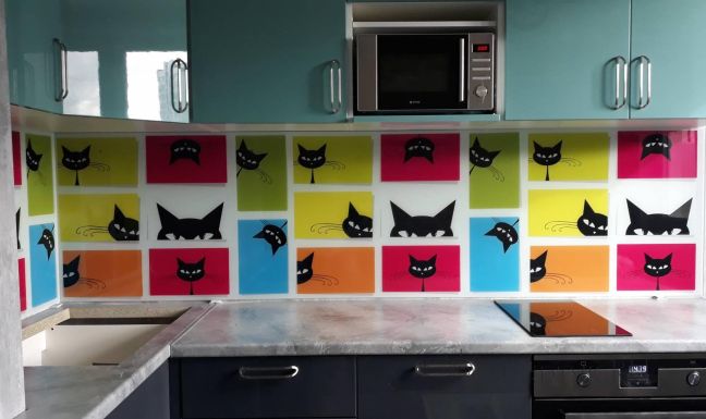Стеклянная фото панель: черные кошки, заказ #ИНУТ-2117, Синяя кухня.