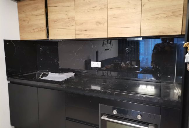 Скинали фото: черный мраморный узорчатый текстурный фон, заказ #ИНУТ-15533, Черная кухня. Изображение 334944