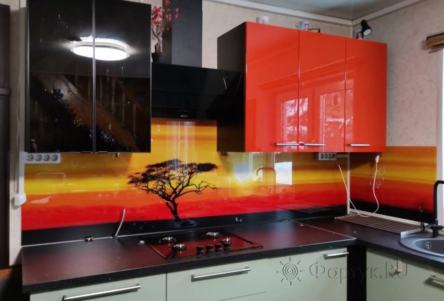 Фартук стекло фото: дерево на закате, заказ #ИНУТ-8094, Оранжевая кухня. Изображение 185256