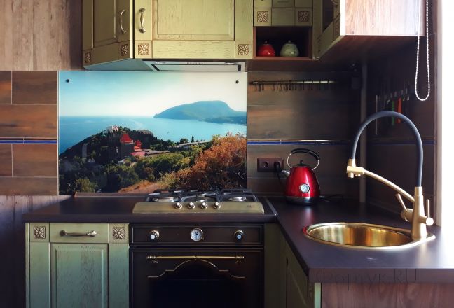 Фартук для кухни фото: дома, море и горы, заказ #ИНУТ-9776, Белая кухня.