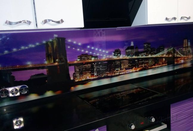 Фартук фото: фиолетовое небо нью-йорка, заказ #ИНУТ-3325, Фиолетовая кухня. Изображение 110840