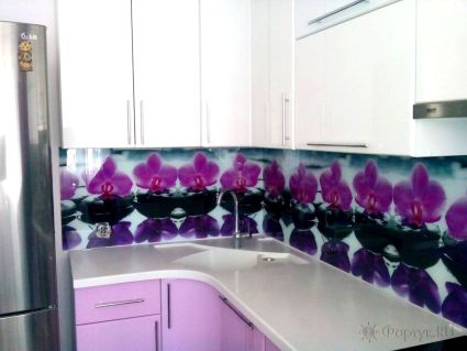 Фартук фото: фиолетовые орхидеи на камнях., заказ #S-434, Фиолетовая кухня.