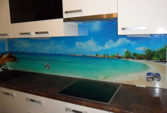 Фартук для кухни фото: голубое море и белоснежный песок., заказ #S-698, Белая кухня.