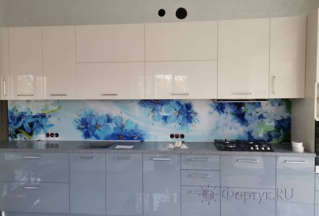 Стеклянная фото панель: голубые цветы, заказ #ИНУТ-13828, Синяя кухня.