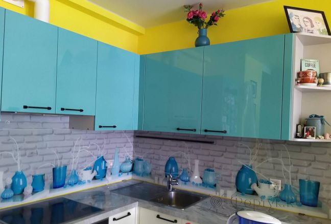 Стеклянная фото панель: голубые вазы, заказ #ИНУТ-7232, Синяя кухня. Изображение 198574