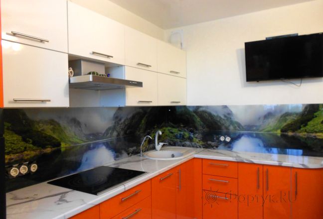 Фартук стекло фото: горное озеро, заказ #УТ-1342, Оранжевая кухня. Изображение 121184