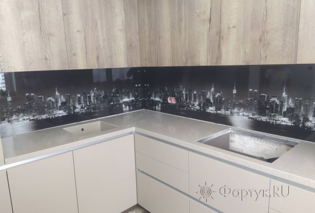 Стеновая панель фото: городской пейзаж, заказ #ИНУТ-14879, Серая кухня.