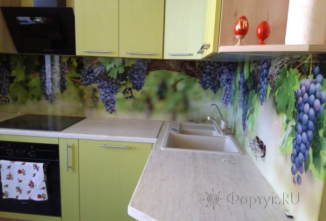 Скинали для кухни фото: гроздья спелого винограда, заказ #ГМУТ-710, Зеленая кухня. Изображение 185610