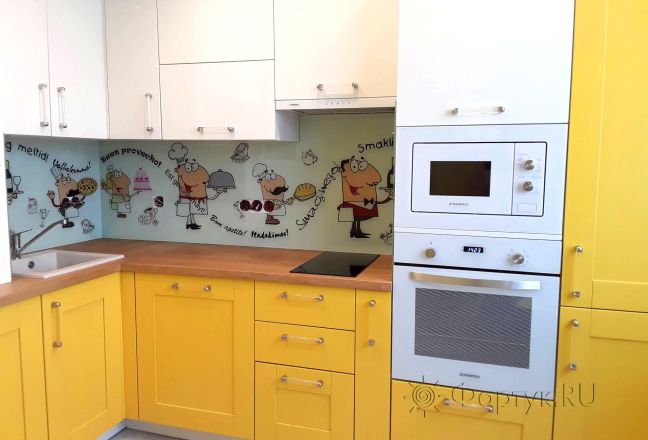 Скинали для кухни фото: иллюстрации официантов из мультфильмов, заказ #ИНУТ-1120, Желтая кухня. Изображение 184070