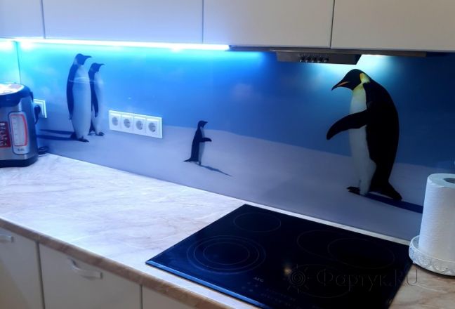 Фартук для кухни фото: императорские пингвины: антарктическая редкость, заказ #КРУТ-2566, Белая кухня. Изображение 199670