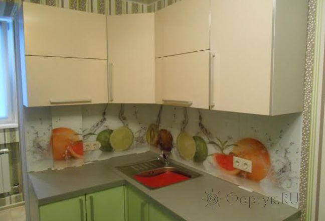 Скинали для кухни фото: изображение фруктов и воды., заказ #SK-910, Зеленая кухня. Изображение 112240