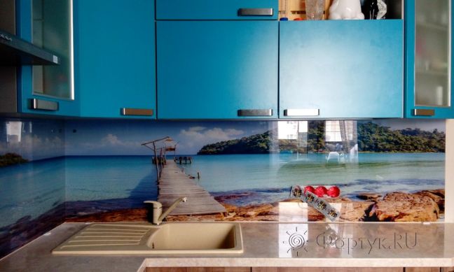 Стеклянная фото панель: каменистый берег моря, заказ #УТ-2208, Синяя кухня.
