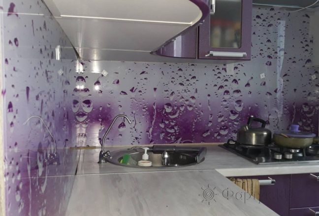Фартук фото: капли на стекле, заказ #ИНУТ-2790, Фиолетовая кухня. Изображение 208504