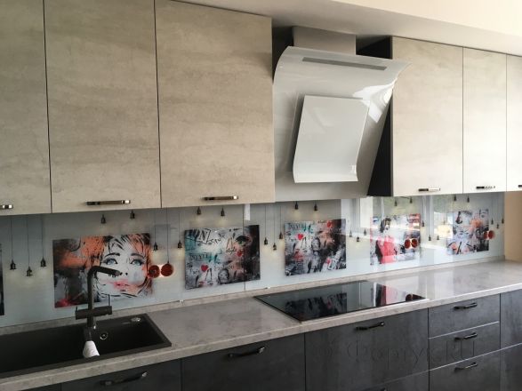 Стеновая панель фото: картины на стене, заказ #КРУТ-747, Серая кухня.