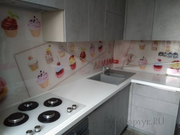 Стеновая панель фото: кексы, заказ #ИНУТ-3310, Серая кухня.