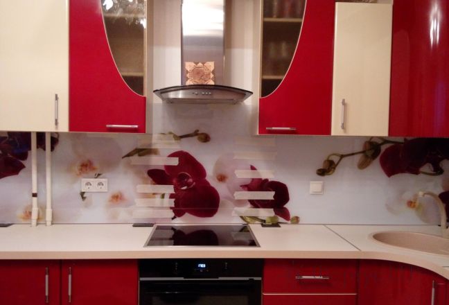 Скинали фото: красные и белые орхидеи, заказ #УТ-1778, Красная кухня.