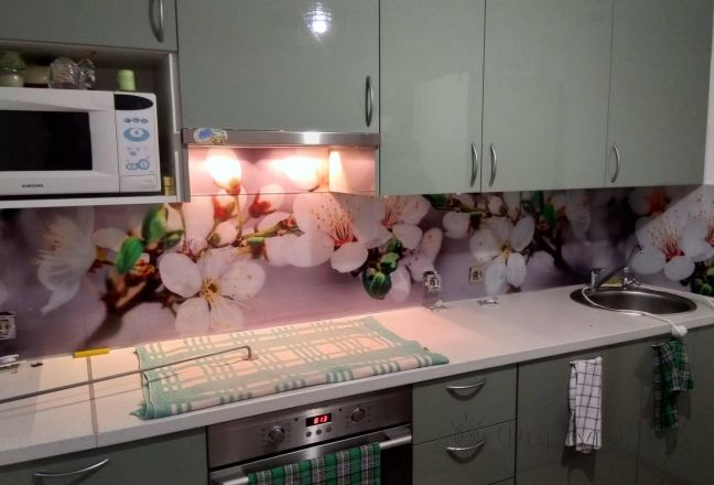 Стеновая панель фото: крупные цветущие ветки, заказ #ИНУТ-32, Серая кухня. Изображение 249086