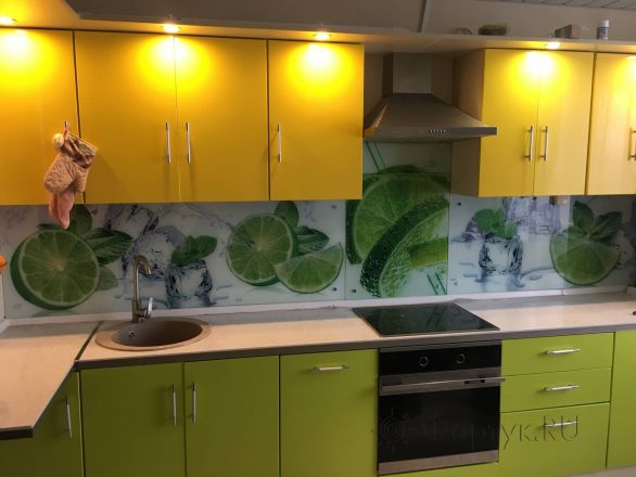 Скинали для кухни фото: лайм и кусочки льда, заказ #КРУТ-2506, Зеленая кухня.
