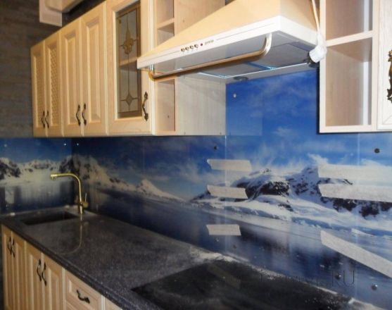 Фартук с фотопечатью фото: ледяные горы., заказ #SN-174, Коричневая кухня.