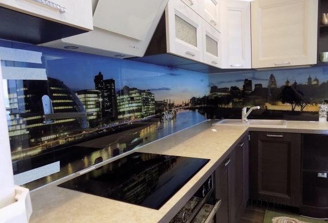 Фартук с фотопечатью фото: лондон, тауэрский мост, заказ #УТ-579, Коричневая кухня. Изображение 111014