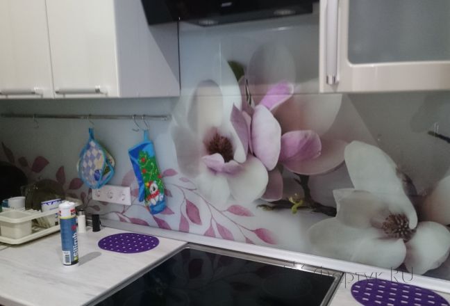 Фартук фото: магнолия, заказ #УТ-2108, Фиолетовая кухня. Изображение 112712