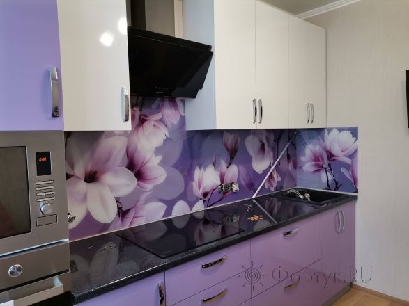 Фартук фото: магнолия, заказ #ИНУТ-7910, Фиолетовая кухня.
