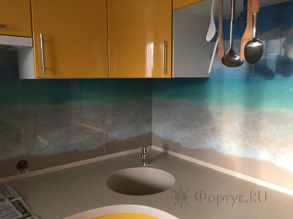 Фартук стекло фото: морской берег, заказ #КРУТ-217, Оранжевая кухня.