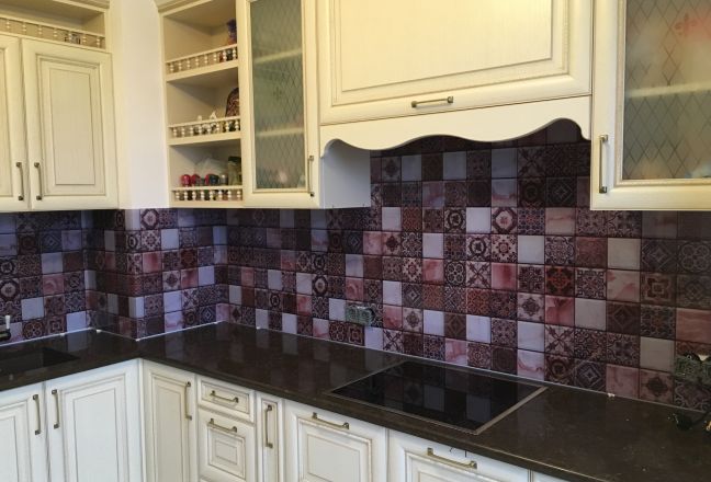 Фартук для кухни фото: мозаика коричневая, заказ #КРУТ-389, Белая кухня.