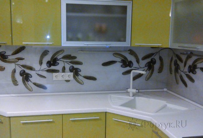 Скинали для кухни фото: нарисованные ветки оливы , заказ #S-610, Зеленая кухня.