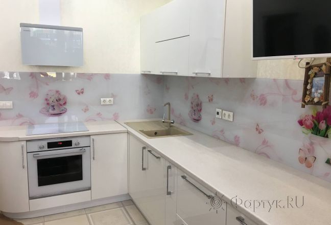 Фартук для кухни фото: нежный цветочный коллаж, заказ #КРУТ-2273, Белая кухня. Изображение 208544