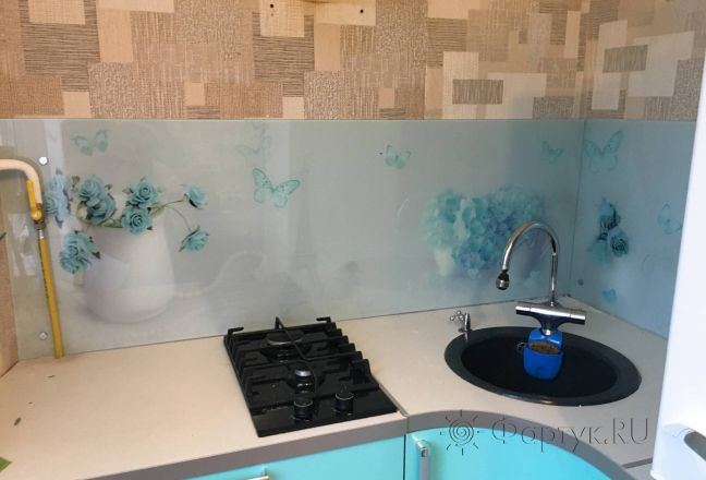 Стеклянная фото панель: нежный цветочный коллаж, заказ #КРУТ-2381, Синяя кухня. Изображение 300130