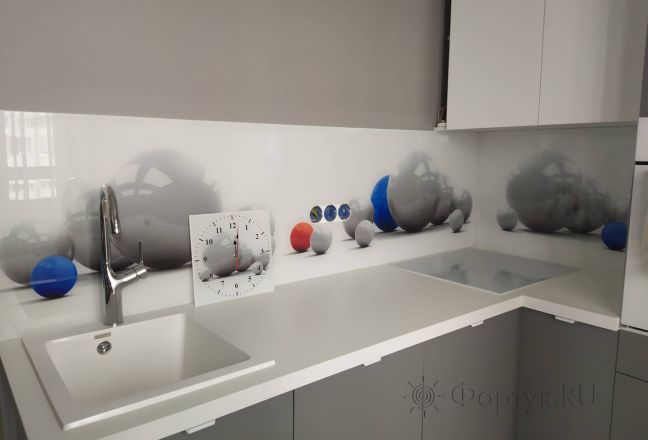 Стеновая панель фото: объемные шары на белом фоне, заказ #ИНУТ-15106, Серая кухня. Изображение 244882