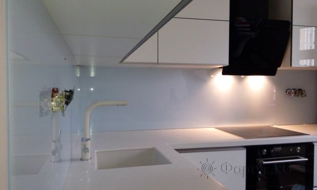 Фартук для кухни фото: однотонный белый, заказ #УТ-908, Белая кухня.